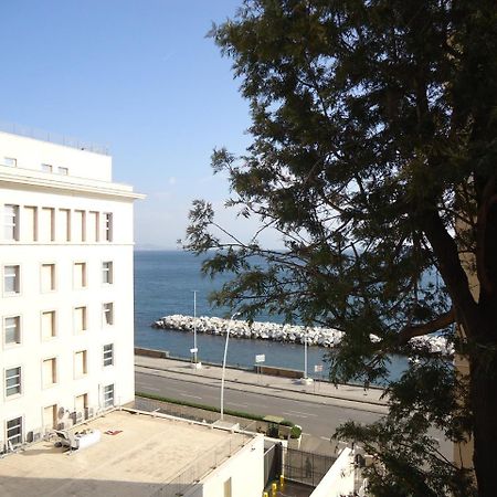 Yourelais Pergolesi Napels Buitenkant foto